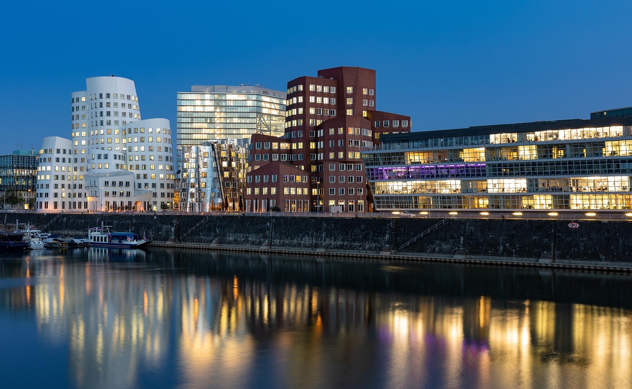 Herbert Aust (pixabay) dusseldorf-4609380_1280 Düsseldorf